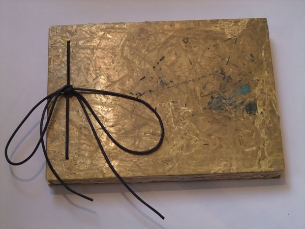 Buch-Album-Tagebuch mit Deckel aus patiniertem Messing, 30 S